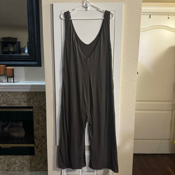 Lunya 100% Organic Pima Cotton Jumpsuit Gray Size Medium Lightweight - Picture 8 of 14